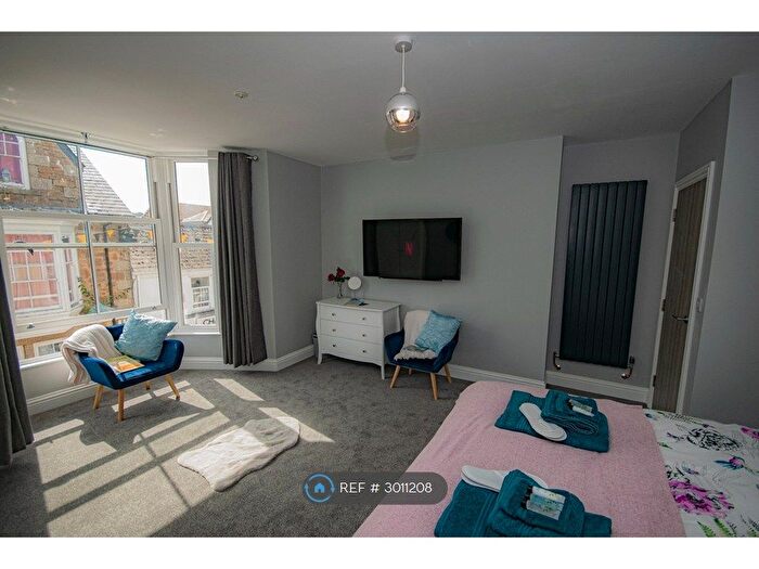 1 Bedroom Flat To Rent In Battell Chambers, Camborne, TR14