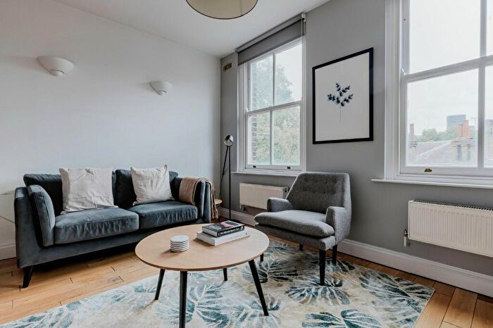 1 Bedroom Apartment To Rent In Clerkenwell Road, London, EC1M