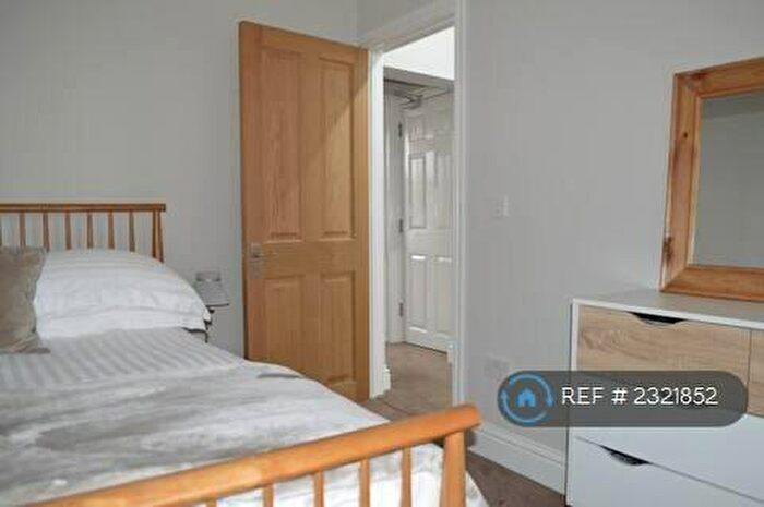 1 Bedroom Flat To Rent In Dorchester Road, Weymouth, DT4