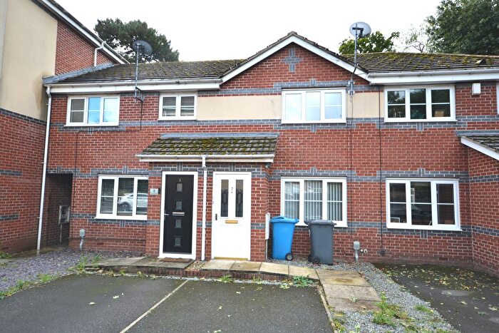 2 Bedroom Terraced House To Rent In Pinderfield Close, Hull, HU8