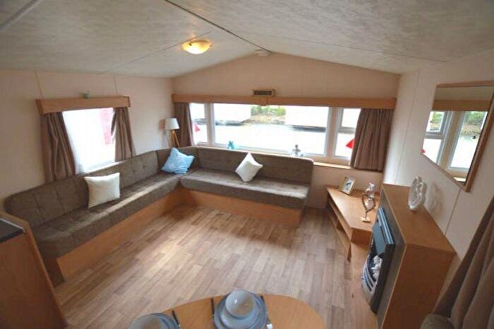2 Bedroom Caravan For Sale In Chichester Lakeside Holiday Park, Vinnetrow Road, Chichester, West Sussex, PO20