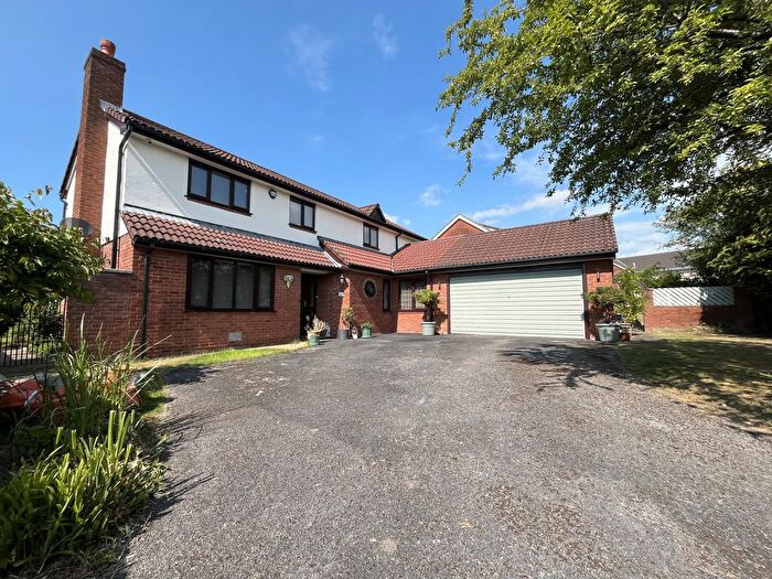 5 Bedroom Detached House For Sale In Gleneagles Drive, Fulwood, PR2