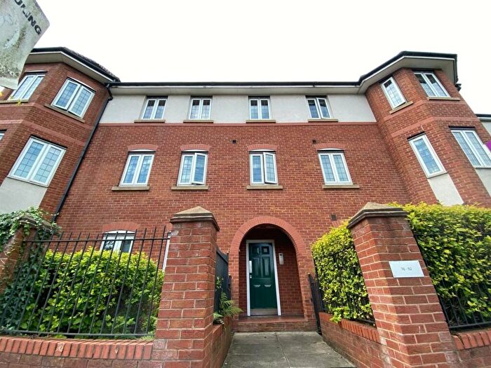 2 Bedroom Flat To Rent In Nell Lane, Chorlton, M21