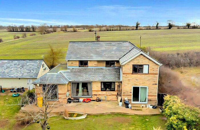 6 Bedroom Detached House For Sale In The Pump House, Cressing Road, Witham, CM8