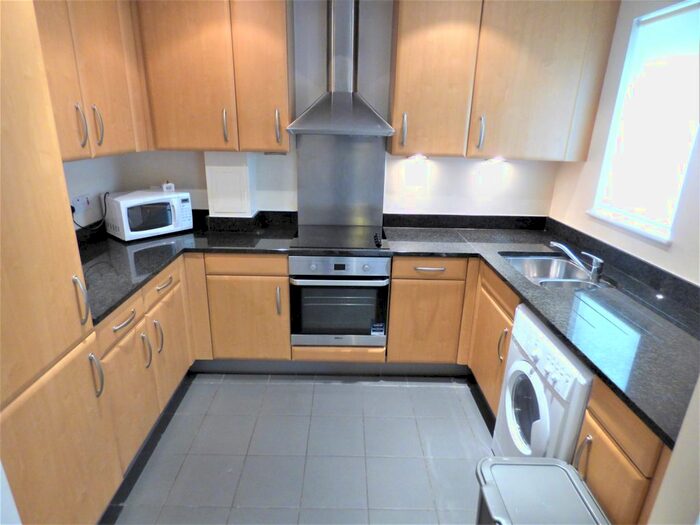 2 Bedroom Flat To Rent In Azure House, Buckfast Street, Shoreditch, E2