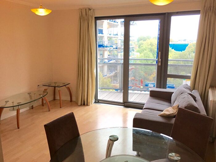 2 Bedroom Flat To Rent In Trentham Court, Victoria Road, London, W3