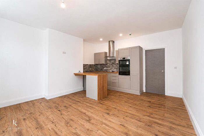 3 Bedroom Apartment To Rent In Deardengate, Haslingden, Rossendale, BB4