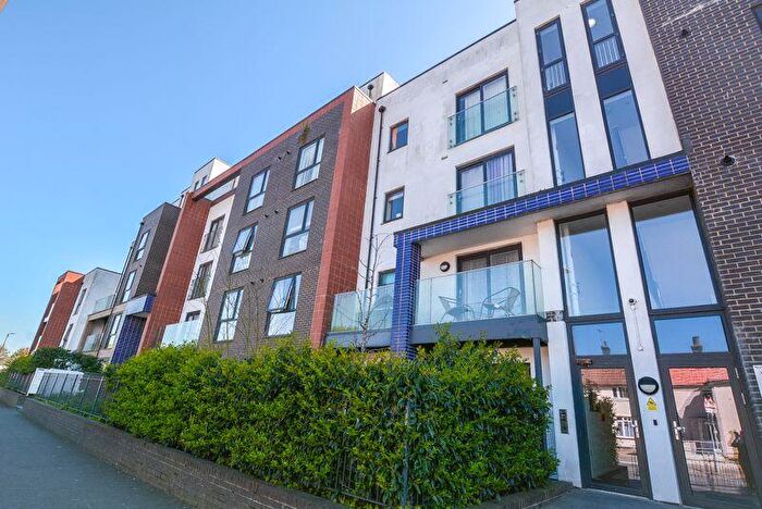 2 Bedroom Flat To Rent In Sutton Road, Southend-On-Sea, SS2