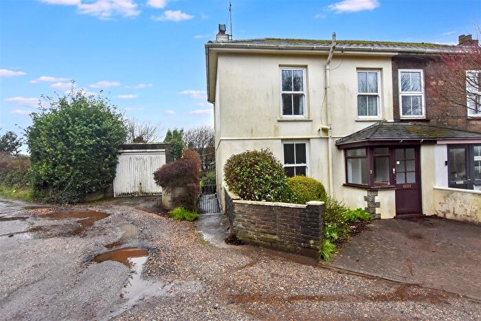3 Bedroom Semi Detached House For Sale In Roskear Fields, Camborne, TR14