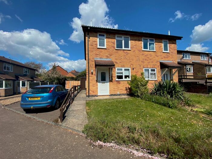 2 Bedroom Semi-Detached House To Rent In Simons Close, Wigston LE18
