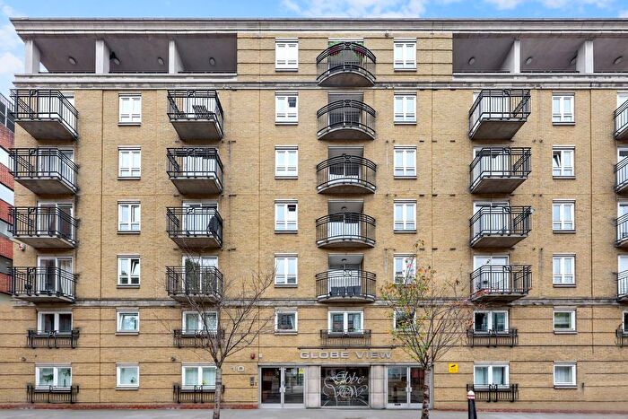 2 Bedroom Flat To Rent In High Timber Street, London, EC4V