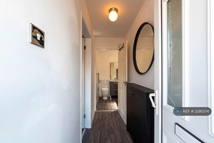 1 Bedroom Maisonette To Rent In Woodstock Avenue, Nottingham, NG7