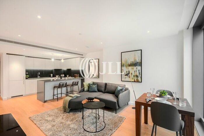 1 Bedroom Flat To Rent In Landmark Pinnacle, Marsh Wall, E14