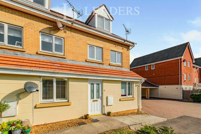 2 Bedroom Maisonette To Rent In Heritage Way, Gosport, PO12