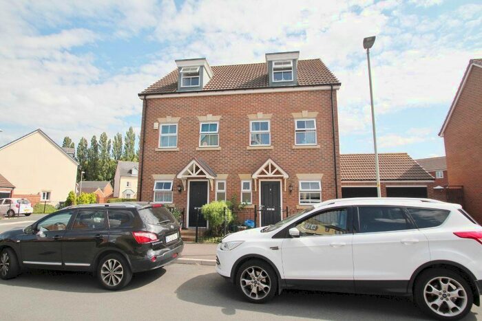 3 Bedroom Property To Rent In Barkston Heath, Kingsway, Quedgeley GL2