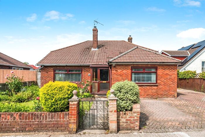 3 Bedroom Detached Bungalow For Sale In Belmont Close, Swindon, SN3