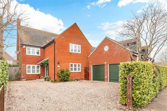 5 Bedroom Detached House For Sale In Creekview Road, South Woodham Ferrers, Chelmsford, Essex, CM3