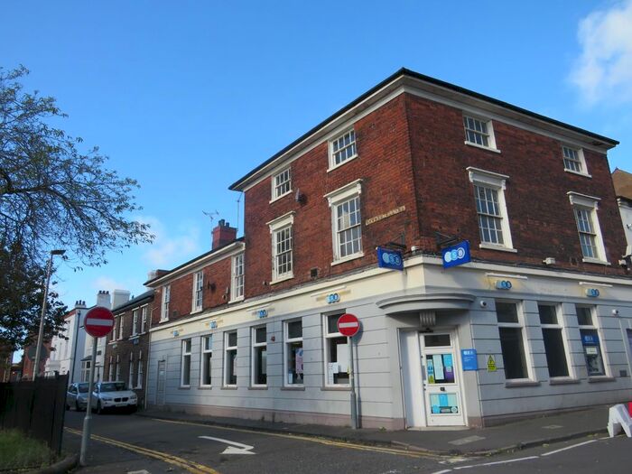 1 Bedroom Flat To Rent In Birmingham Street, Oldbury, B69