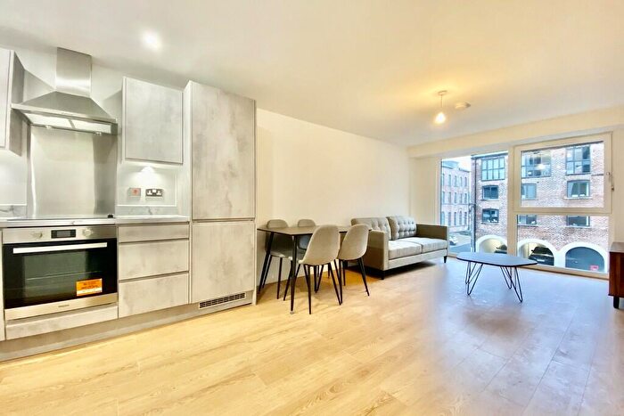 2 Bedroom Apartment To Rent In Victoria Riverside, Hunslet Road, LS10