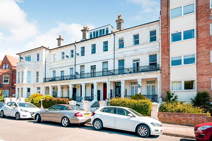 2 Bedroom Apartment To Rent In Eversfield Road, Eastbourne, BN21