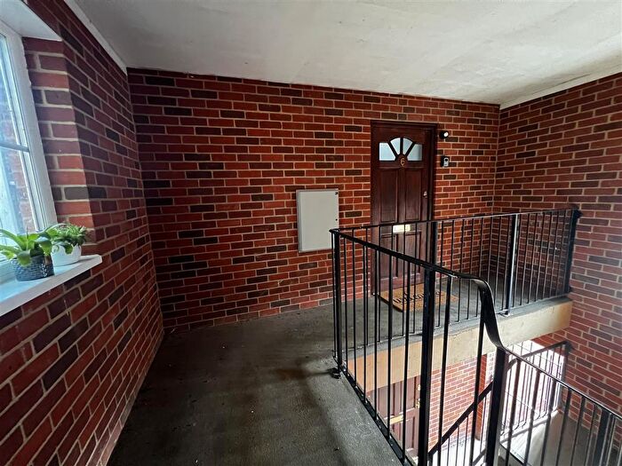 2 Bedroom House To Rent In Coach House Close, St Witburga Lane, Dereham, NR19