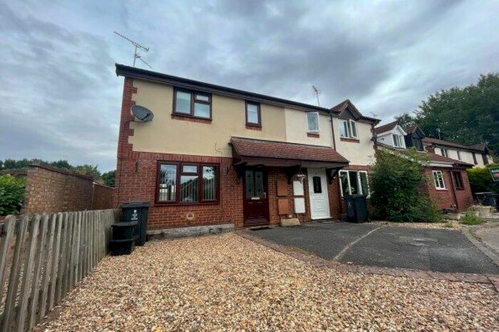 2 Bedroom Property To Rent In Corral Close, Swindon, SN5