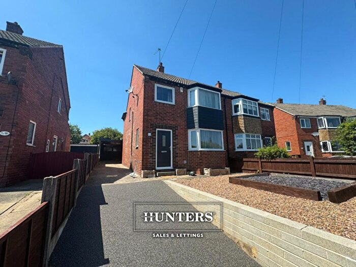 3 Bedroom Semi-Detached House To Rent In Birch Grove, Castleford, WF10