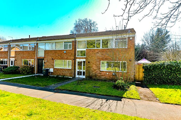 3 Bedroom End Of Terrace House For Sale In Christchurch Close, Edgbaston, B15