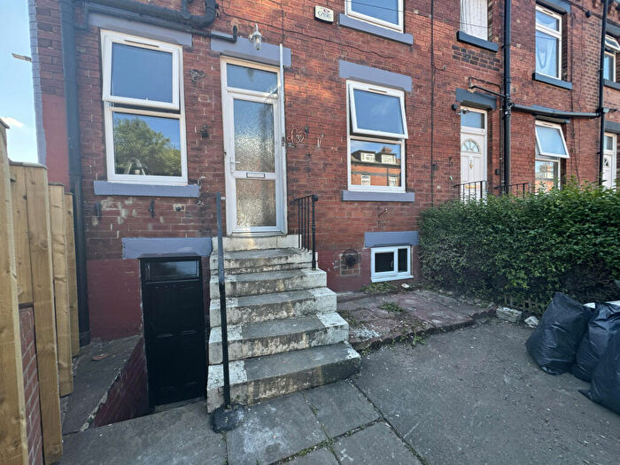 2 Bedroom Terraced House To Rent In Arthington Street, Leeds, West Yorkshire, LS10