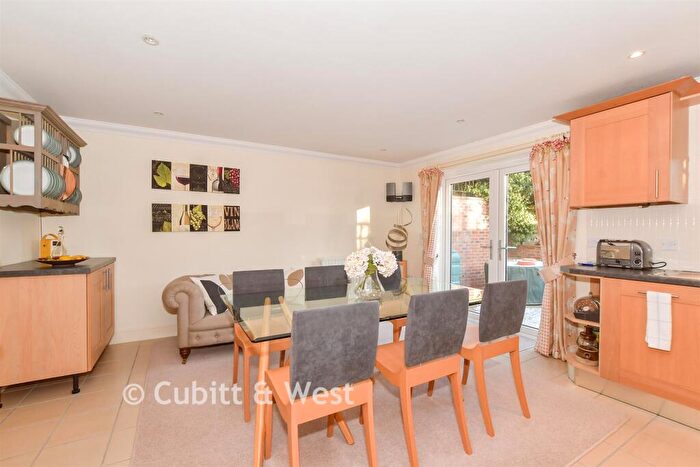 4 Bedroom Town House For Sale In Cobbetts Mews, Pulborough, West Sussex, RH20