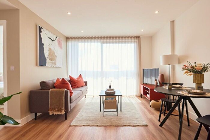 2 Bedroom Apartment To Rent In , Cherry Orchard Road, Croydon, London, CR0