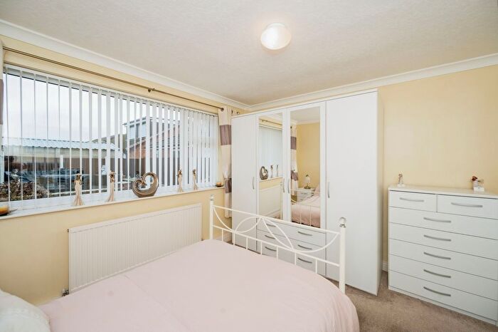 2 Bedroom Bungalow For Sale In Rostherne Close, Warrington, Cheshire, WA5