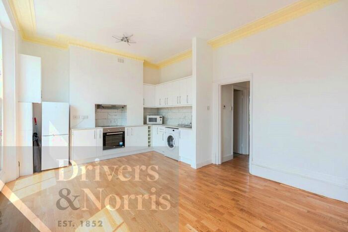 1 Bedroom Apartment To Rent In Westbourne Road, Holloway, London, N7
