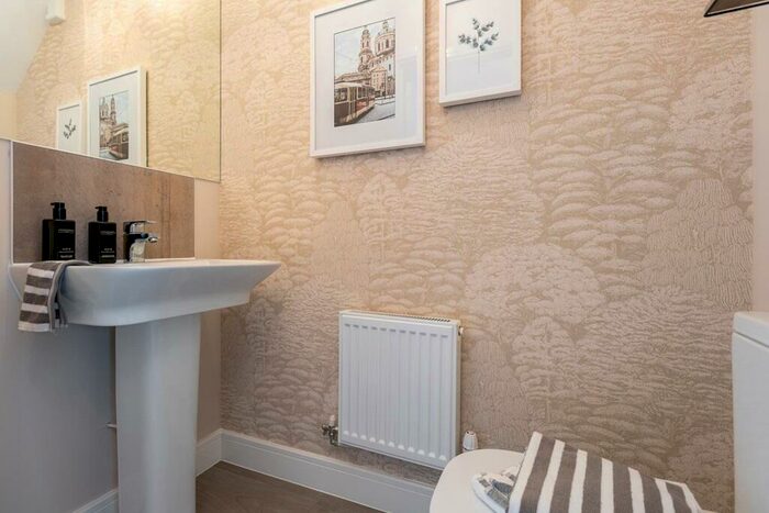 4 Bedroom Detached House For Sale In Grand Union Road Market Harborough, LE16