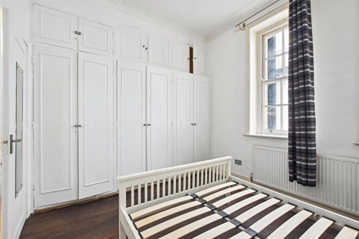 2 Bedroom Apartment To Rent In Park Road, London, NW1