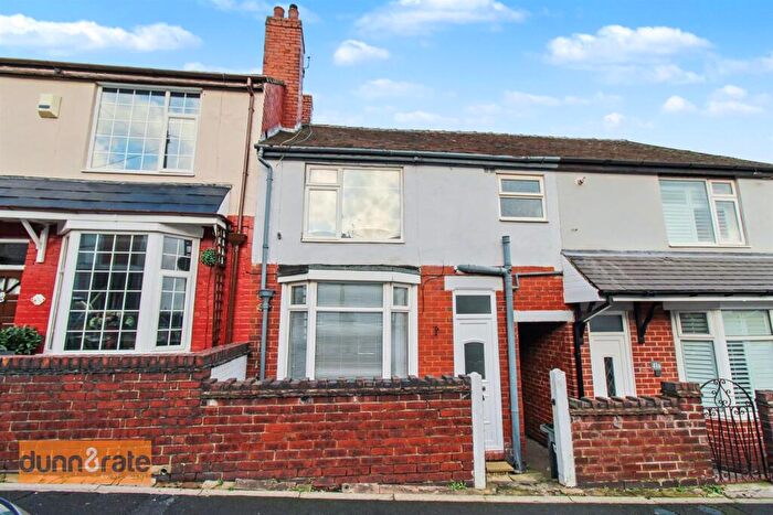 3 Bedroom Town House For Sale In Perceval Street, Northwood, Stoke-On-Trent, ST1