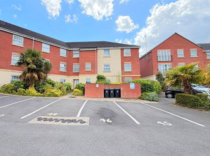 1 Bedroom Flat For Sale In Birkby Close, Hamilton, Leicester, LE5