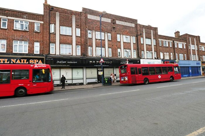 Studio To Rent In A Bellegrove Road, Welling, Kent, DA16