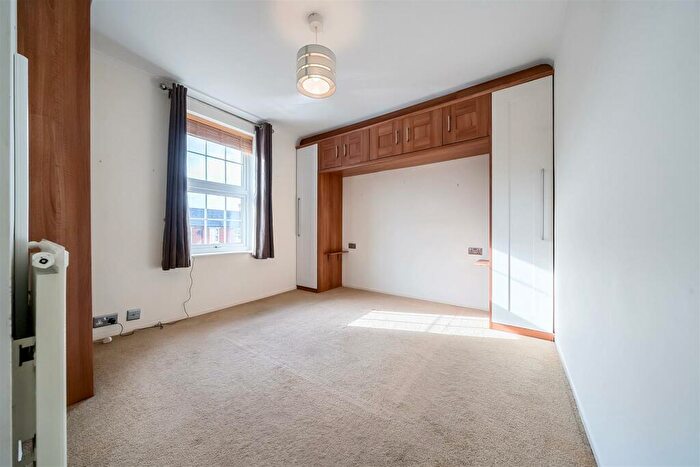 2 Bedroom Semi-Detached House For Sale In Pinewood Avenue, Crowthorne, Berkshire, RG45