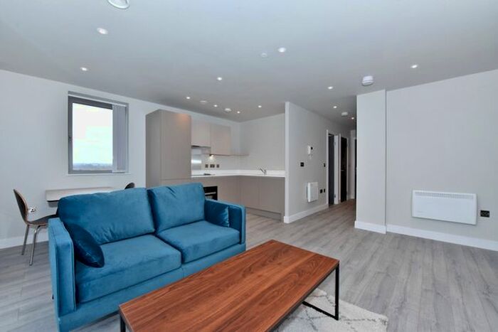 1 Bedroom Flat To Rent In Iron House, The Metal Works, Petersfield Avenue, Slough, SL2