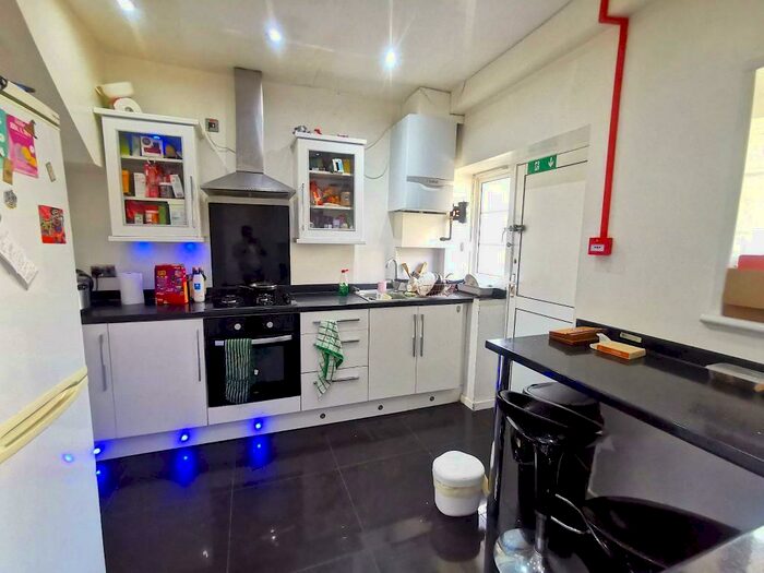 5 Bedroom Terraced House To Rent In Galsworthy Avenue, London, E14