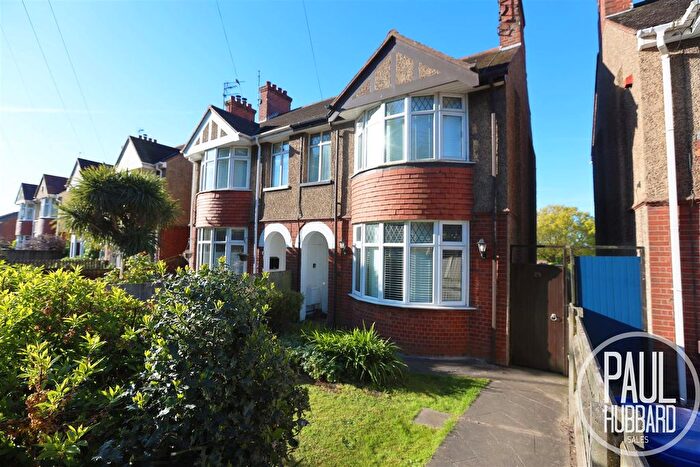 3 Bedroom Semi Detached House For Sale In Oulton Road, Lowestoft, NR32