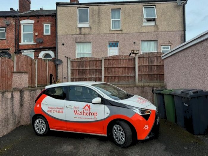 1 Bedroom Flat To Rent In Dixon Lane Road, Lower Wortley, Leeds, LS12