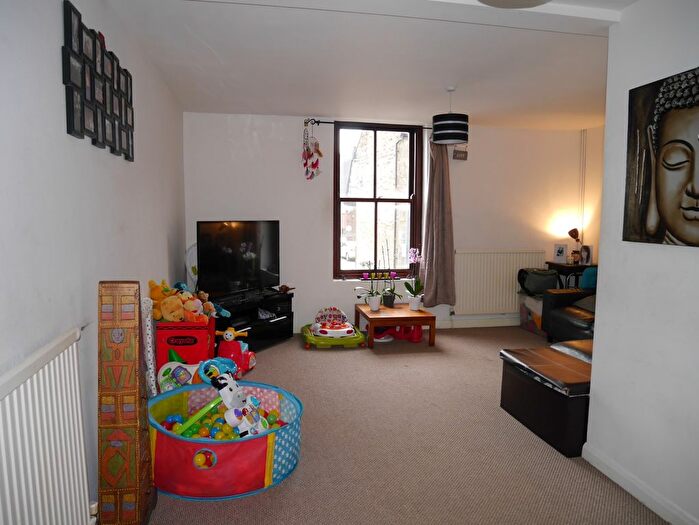1 Bedroom Flat To Rent In Bridge Street, Downham Market, PE38