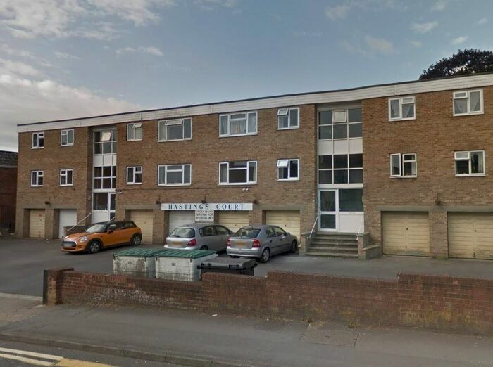 2 Bedroom Flat To Rent In Devizes Road, Salisbury, SP2