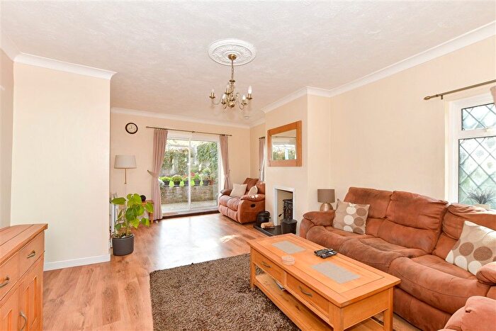 3 Bedroom Semi-Detached House For Sale In Barn House Lane, Pulborough, West Sussex, RH20