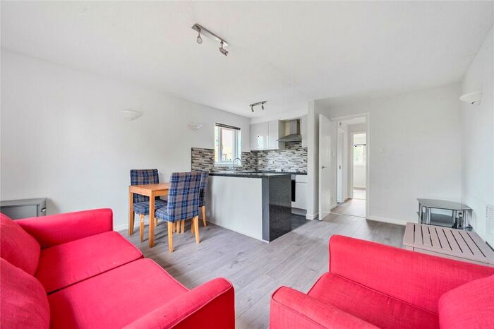 1 Bedroom Flat To Rent In Pycroft Way, London, N9