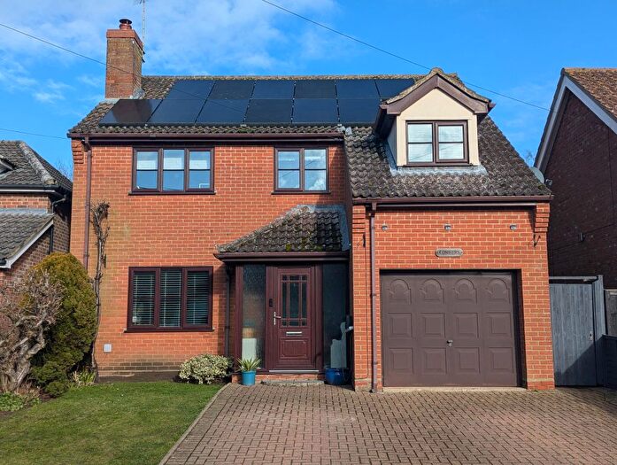 4 Bedroom Detached House For Sale In Creeting St. Peter, Ipswich, IP6