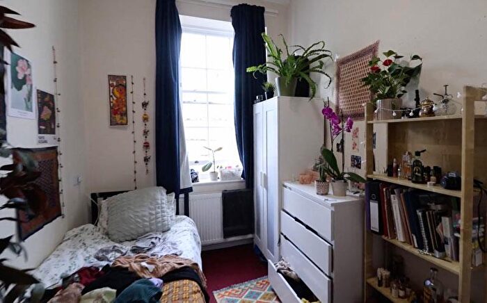 6 Bedroom Detached House To Rent In Southleigh Road, Bristol, BS8