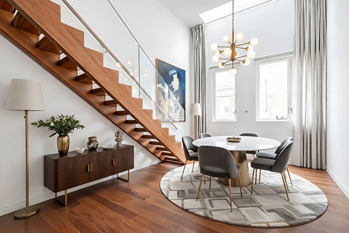 1 Bedroom Flat For Sale In Market Place, London, W1W